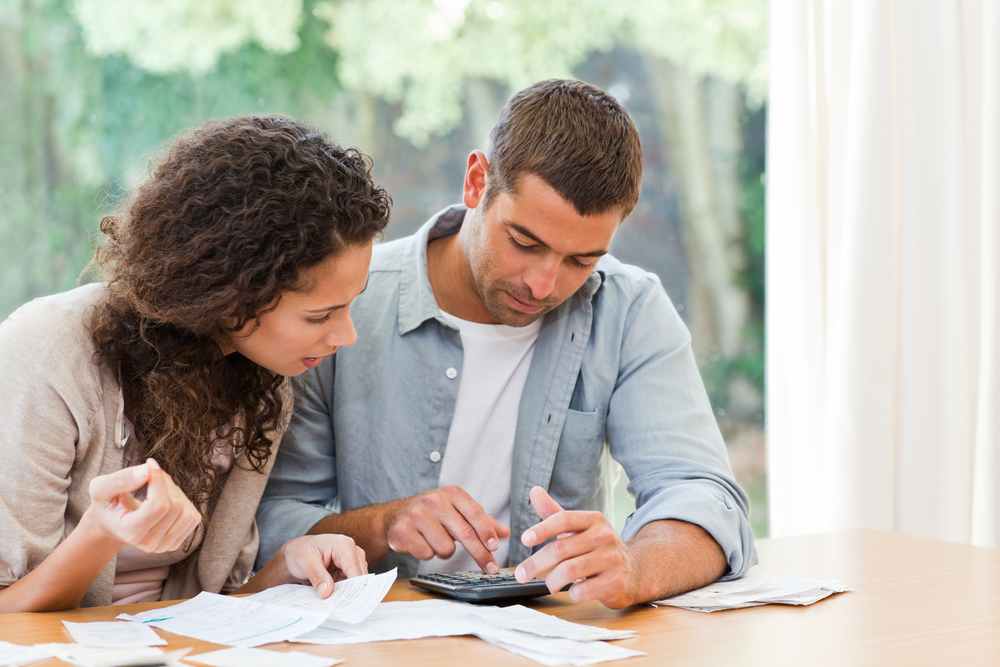 Couple with calculator decigin: should we sell or rent our house?